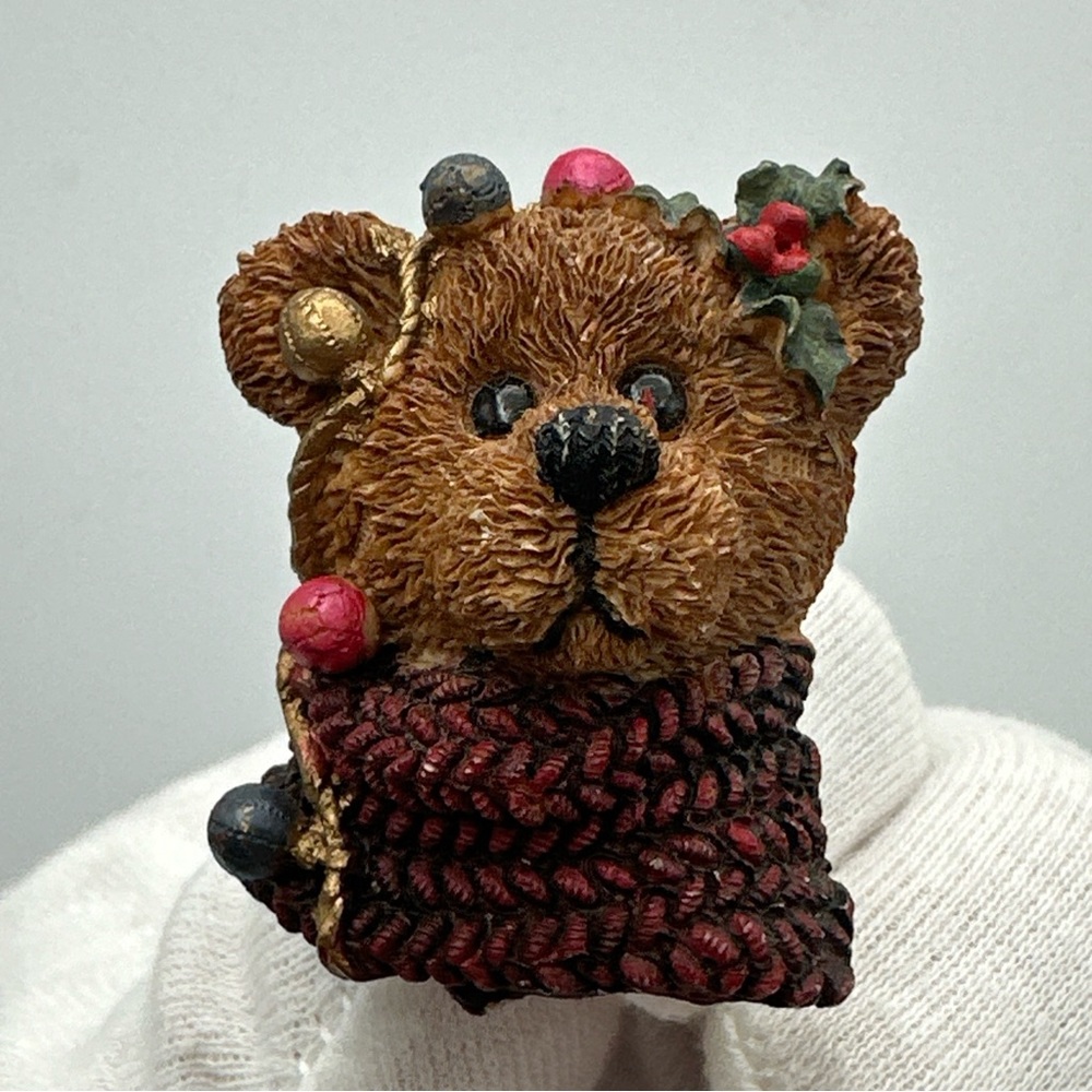 Vintage Christmas Holiday‎ Bear Brooch #650